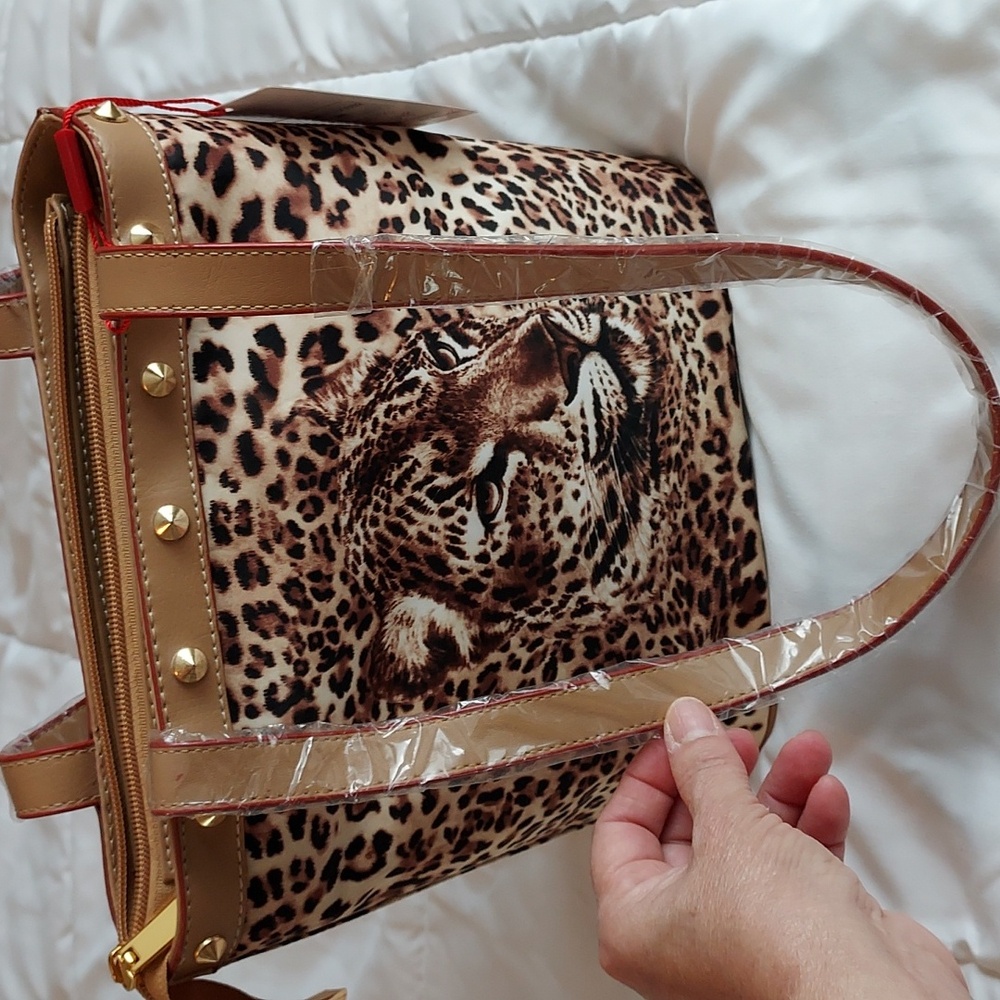 NWT Golden collection cheetah bag